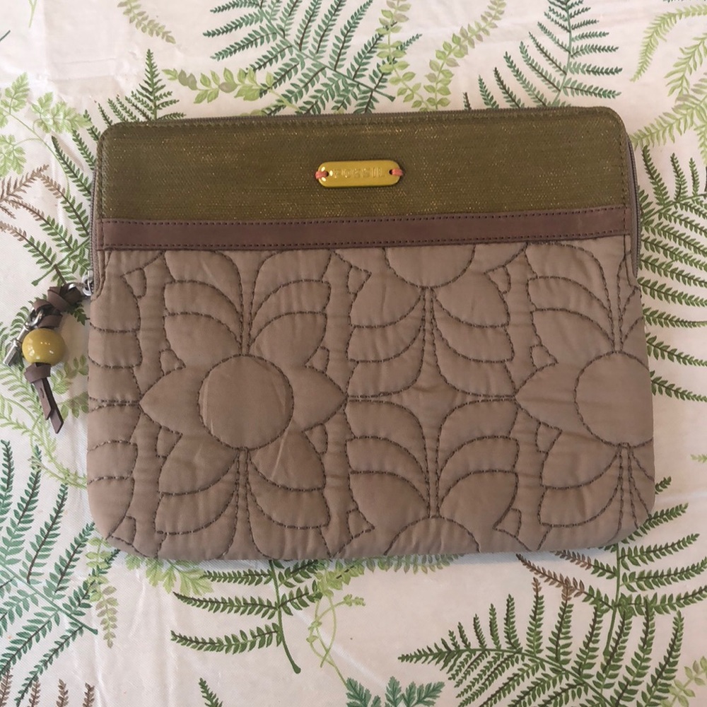 Fossil Quilted Tech Pouch